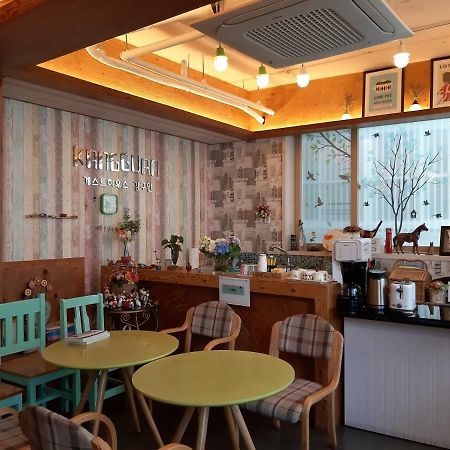 Kangguan Guesthouse Тхоньен Екстериор снимка
